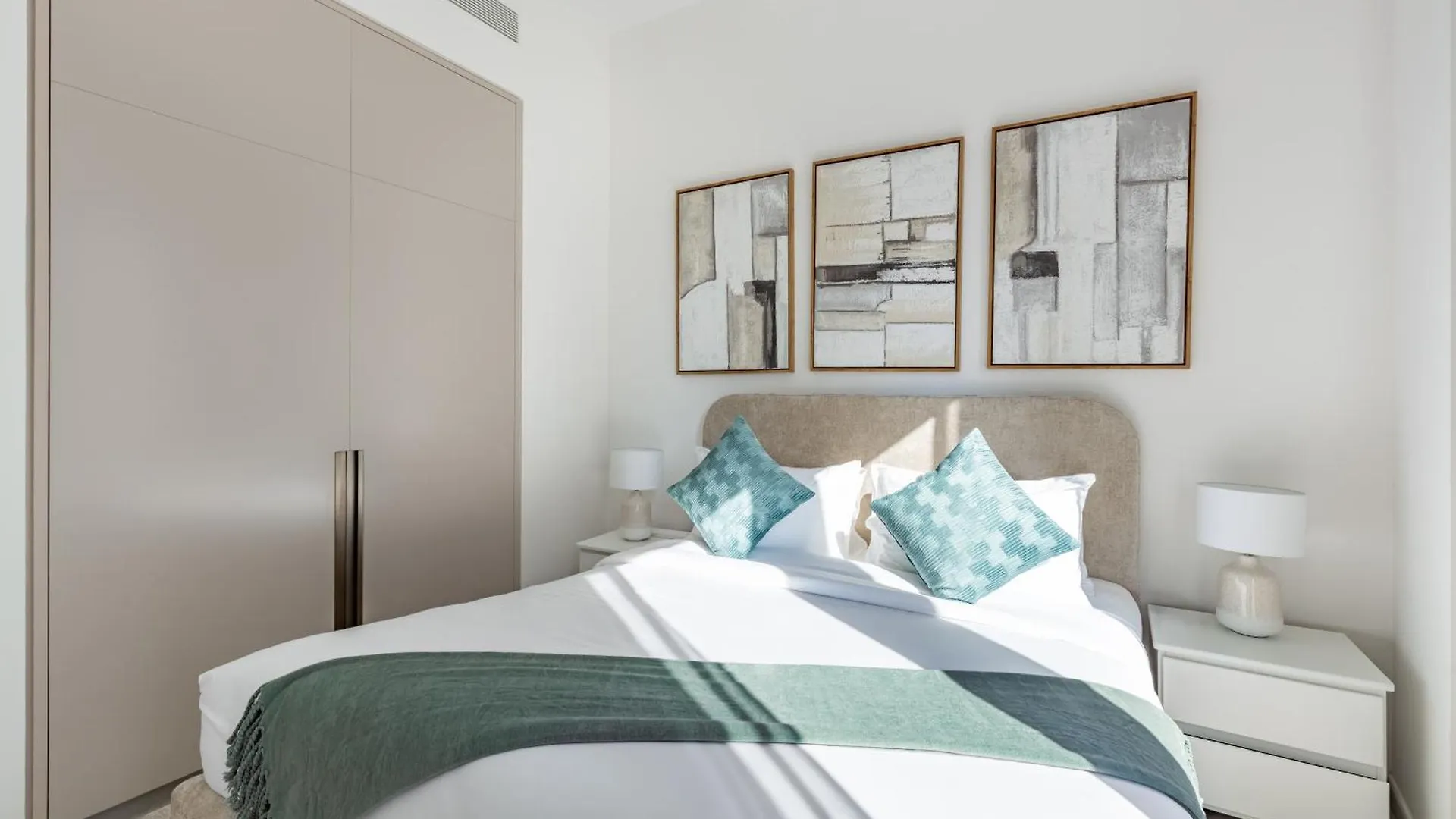 Grande Tranquil 2Br Next To Dubai Opera By Bms Apartment 0*,  United Arab Emirates