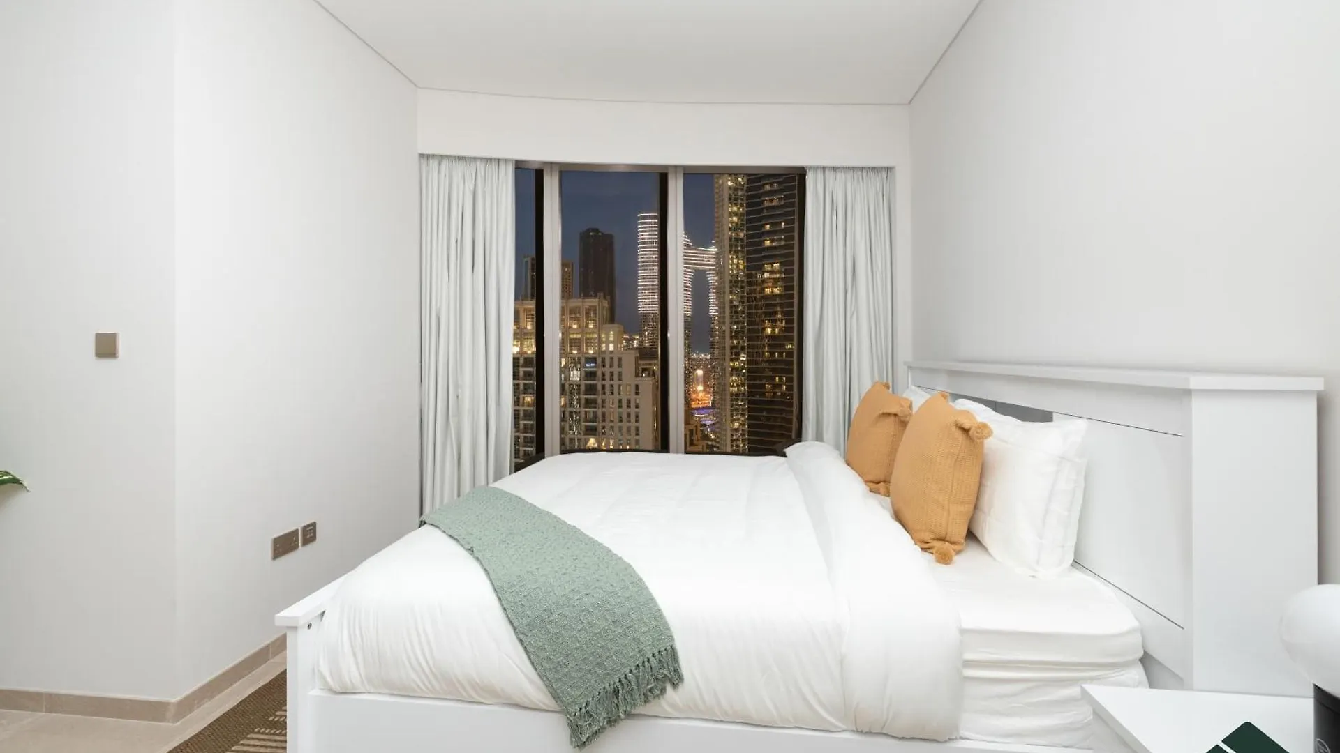 Grande Tranquil 2Br Next To Dubai Opera By Bms Apartment 0*,  United Arab Emirates