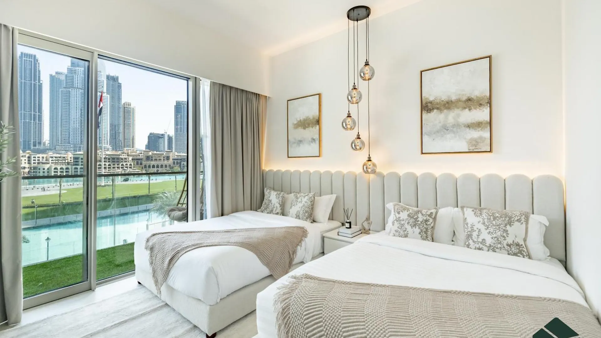Grande Tranquil 2Br Next To Dubai Opera By Bms Apartment